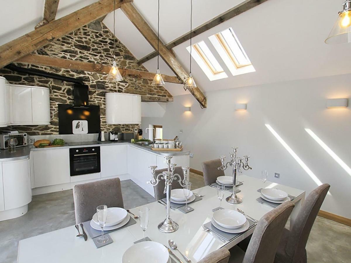 Villa Rhyd Angharad Barns à Llanrhyddlad Extérieur photo